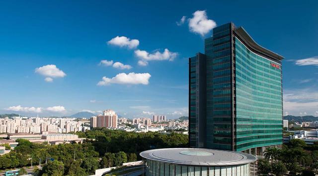 |我国“手机龙头”:53岁身价达到900亿,领跑vivo、OPPO创始人