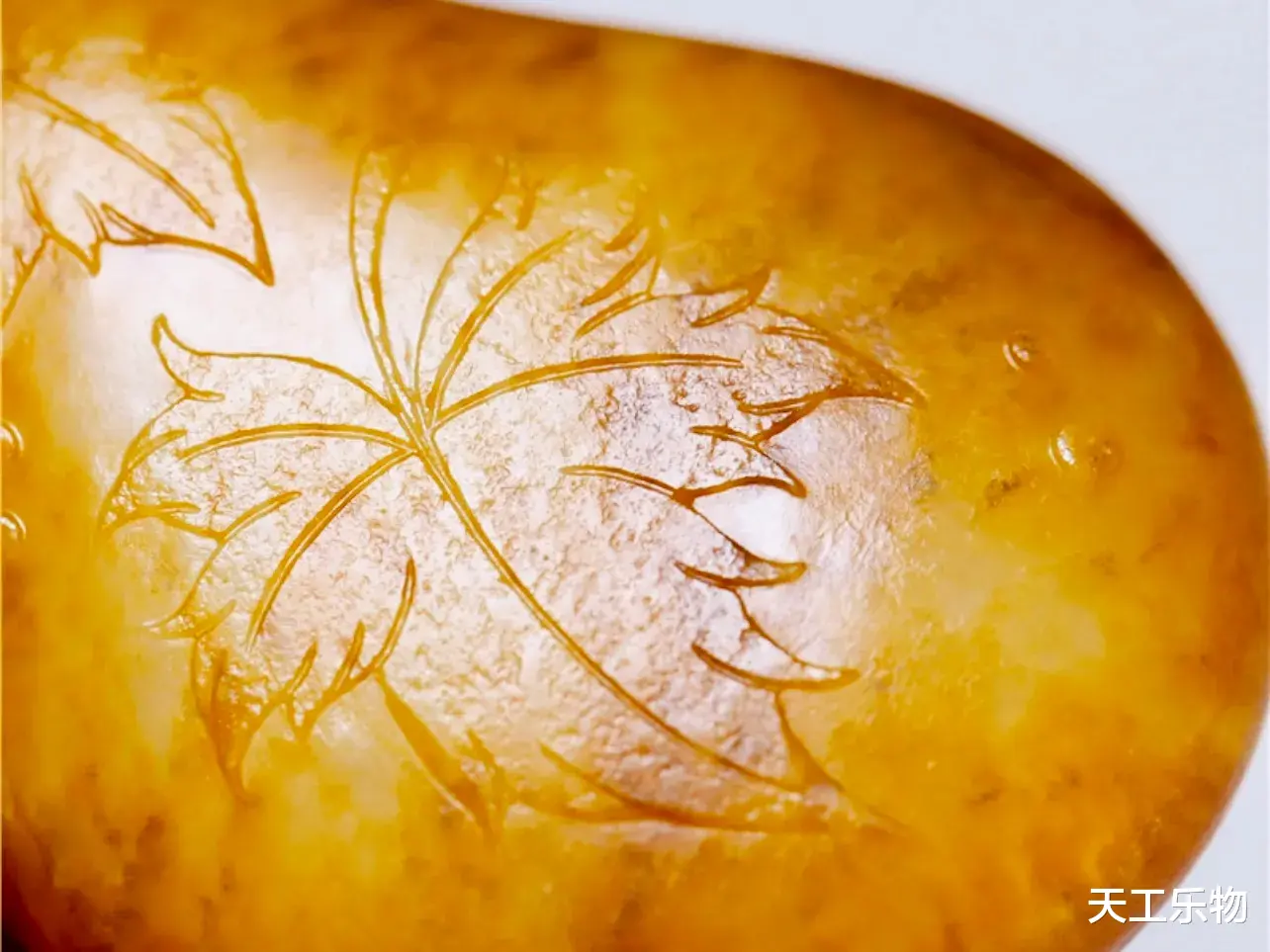 玉雕|苏工玉雕因何“一家独大”?浮雕写意的和田籽料“一叶知秋”!