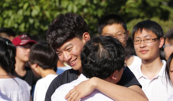 双减政策|高中教学迎来“调整”，双减政策将扩大范围，高三党可以接受吗？