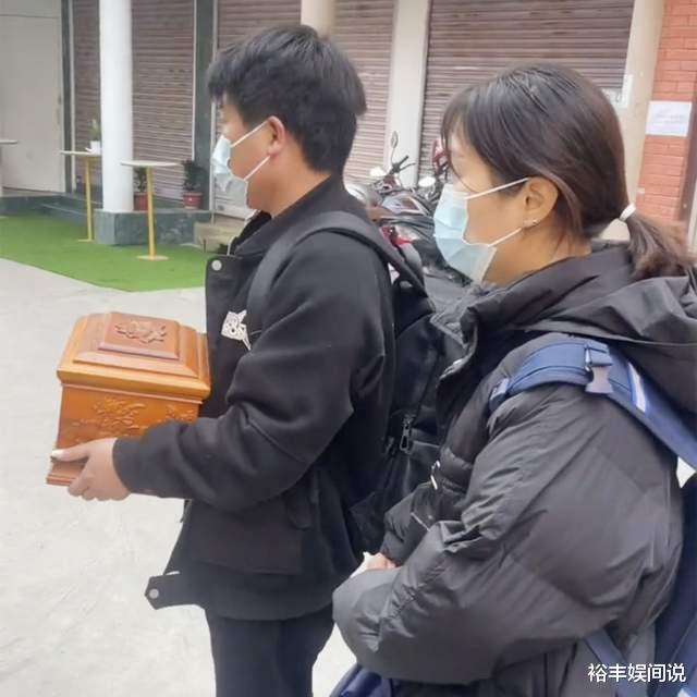 网红小胖闯非洲遇害后续!已运回国内安葬,600万合同纠结不清