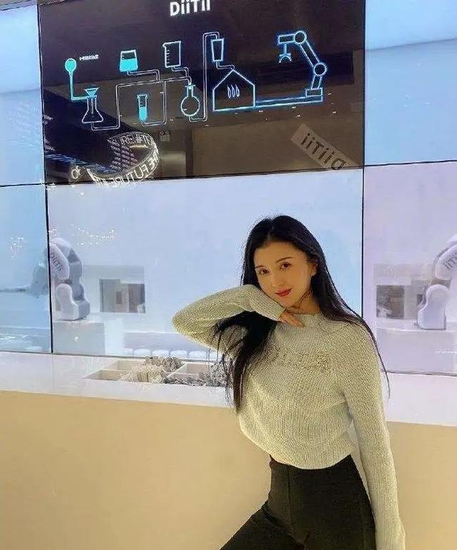 孙侨潞|2021离世的十位明星网红:明天和意外不知哪个先来,唯有珍惜