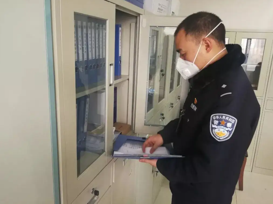 大学生|又一“铁饭碗”公开招聘，职业冷门但年薪可达12万，大专生可报考