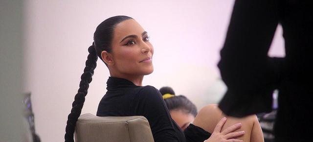 金·卡戴珊|金·卡戴珊仓库放30000件衣服，如同卖场，离婚坎耶后穿衣遇瓶颈