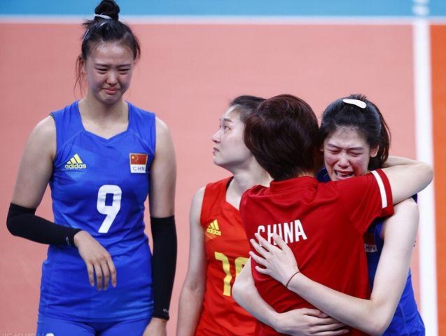 凯里·欧文|朱婷一姐位置不保？天津女排15岁小将一鸣惊人，22岁将成女排队长