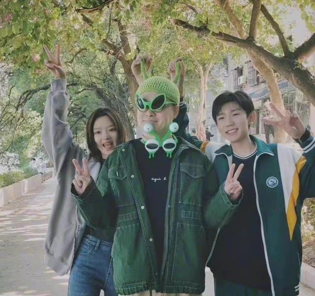 李一桐|23岁任敏被质疑轧戏，合作男主从肖战到李现，资源直逼一线小花