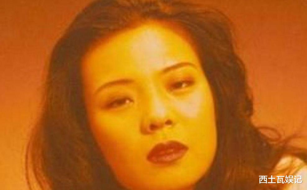 谢津|1999年，谢津因一巴掌扇在公司高层脸上，五年后她从23楼一跃而下