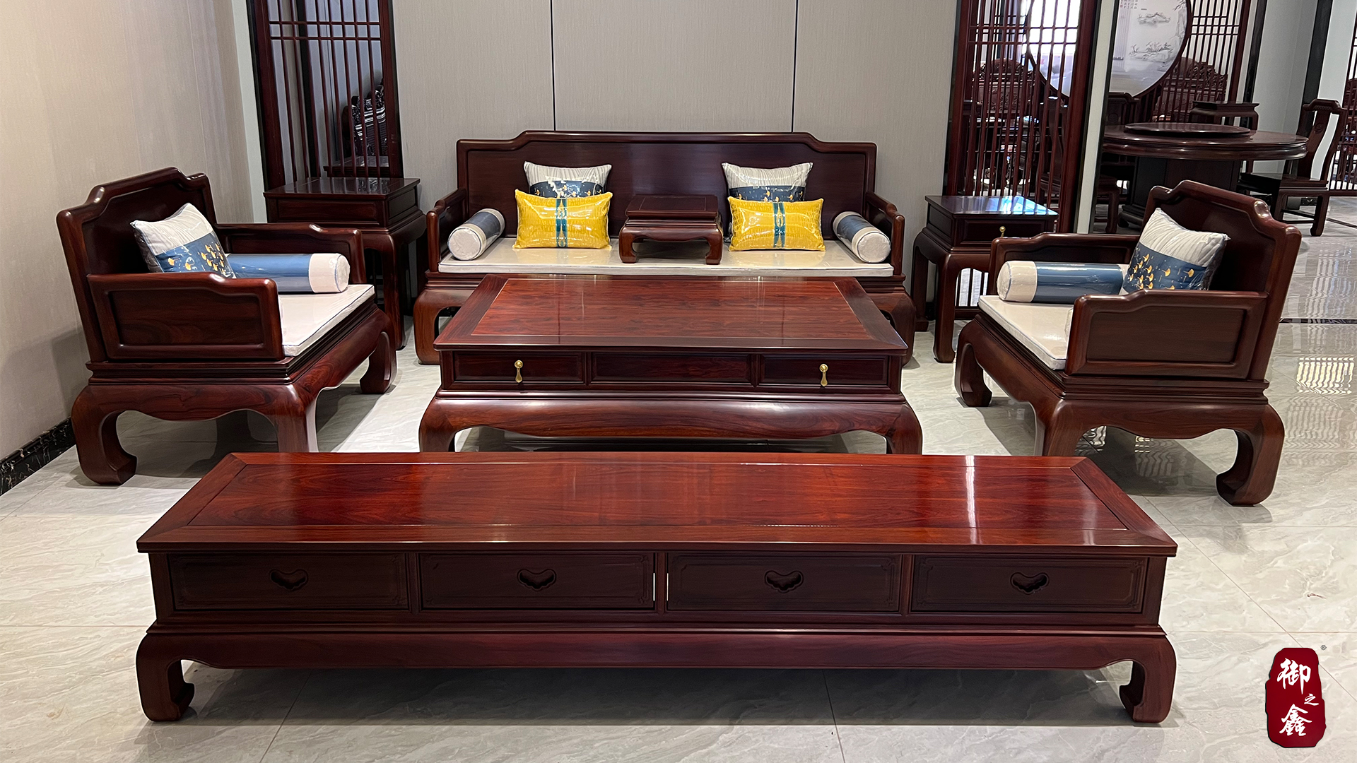 同样的材质，为什么红木家具价格差别这么大？