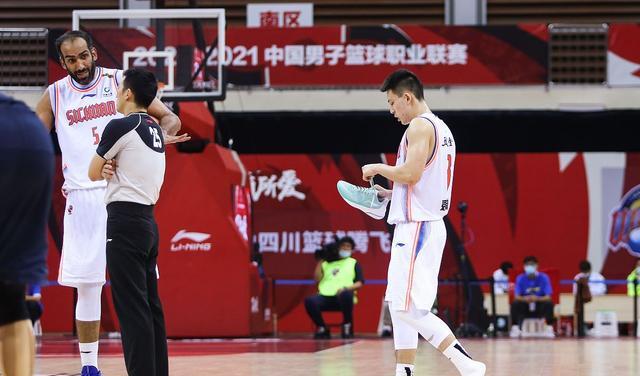CBA：四川VS广东停杯投箸不能食，拔剑四顾心茫然