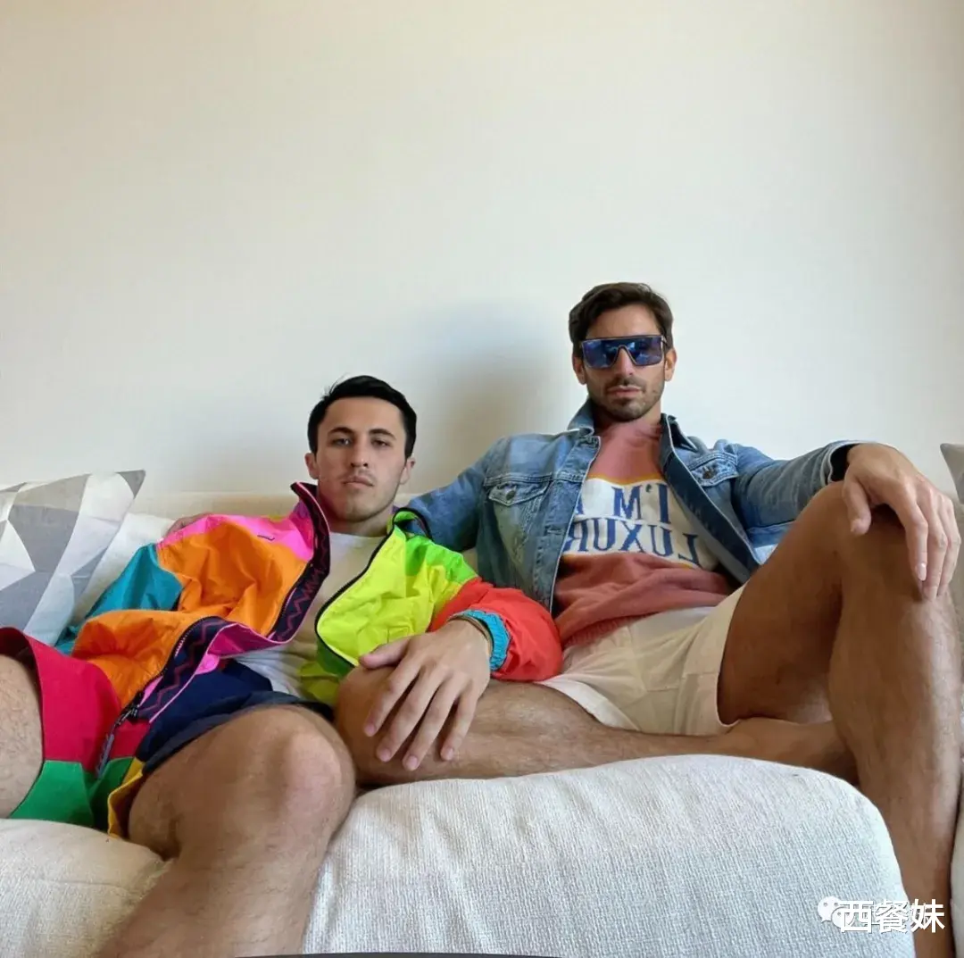 情侣|这对八百万粉丝的同性网红情侣竟和平分手了？!