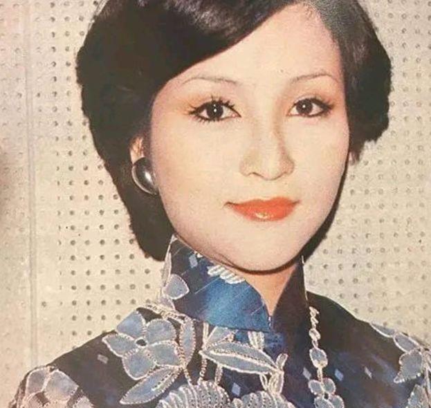 谢贤|“一代美后”狄波拉与谢贤的情史;原来谢贤的儿女这样来的