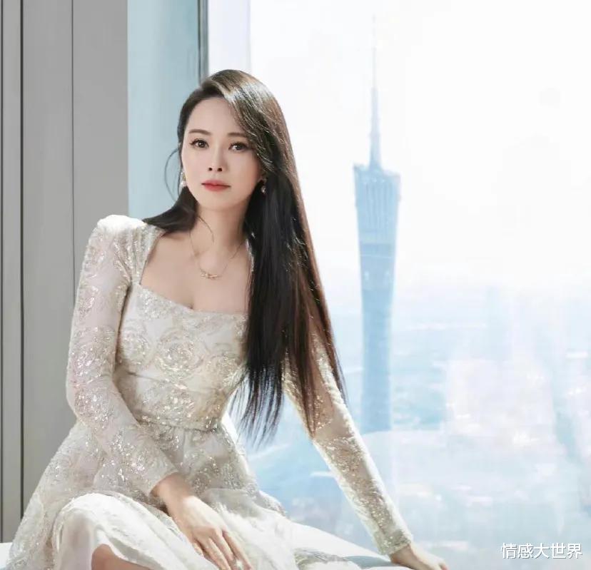 伊能静|假唱、信邪教、出过轨的伊能静，这一次怎么救场？