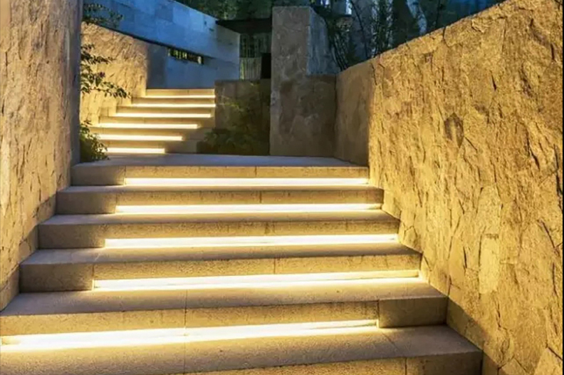 玩转庭院:7个小面积庭院设计,好看实用不花哨,你就照着做吧!