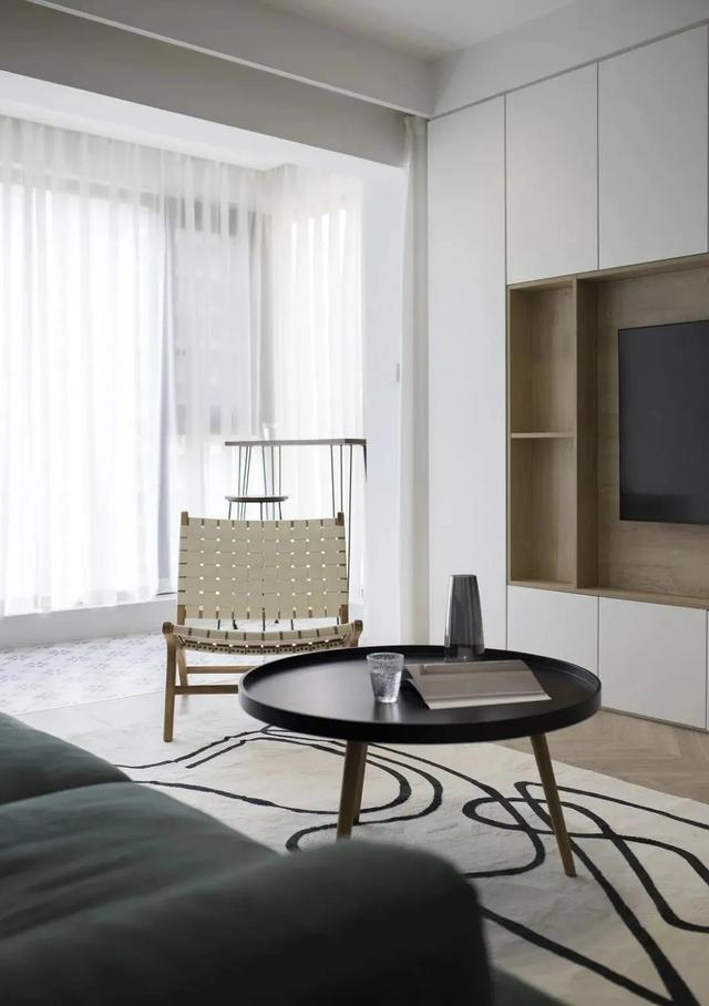 ?客厅背景墙别乱装!学她家做“回字形”电视柜,美观又实用!