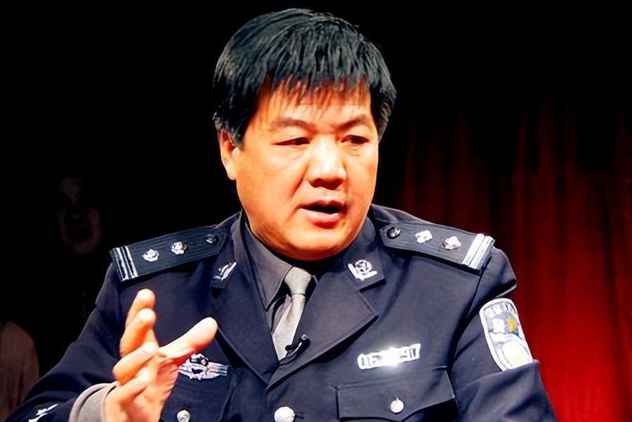 打拐英雄施华山:20余年解救208名妇女儿童,母亲去世前仍在救人