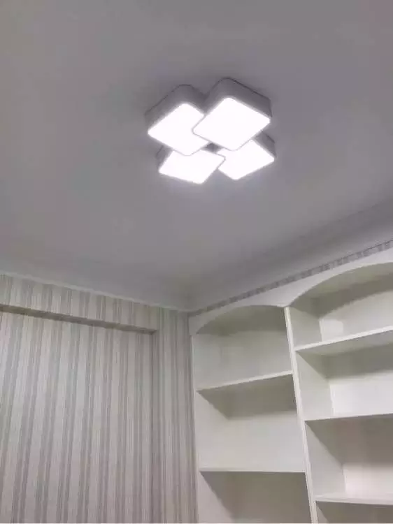 气哭了,我晒新家,没想到遭吐槽,说像灵堂,全屋窗帘是最大败笔