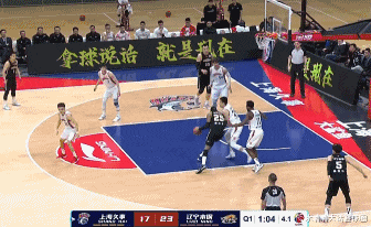 卡姆|辽宁20分胜上海，杨鸣三处精妙微调，弃用一人激活奇后是关键