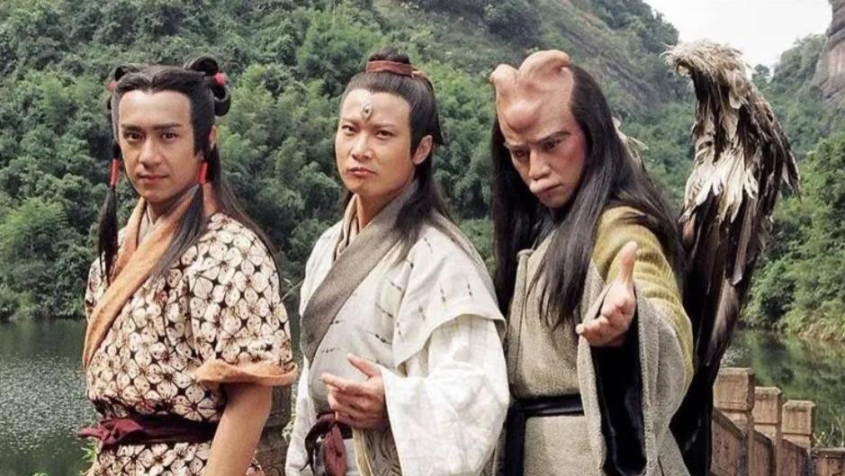 李家声|“雷震子”李家声定居海外，巧遇老友许绍雄，两代港星搂肩合影