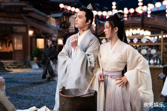 迪丽热巴|人民网4月评过的两部剧，一个已经完美大结局，一个正在热播中