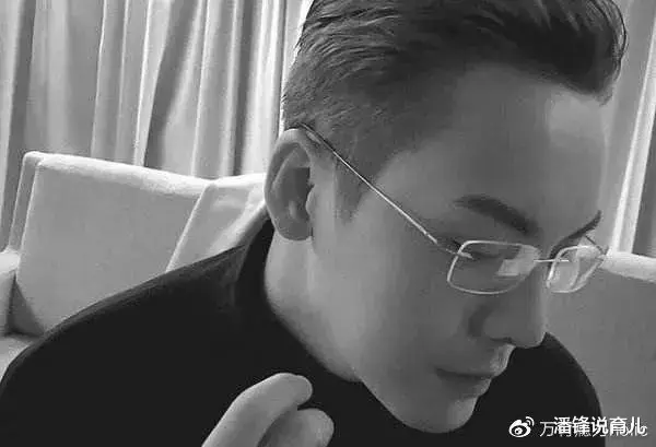 郑伊健|三十年前的郑伊健，“斯文败类脸”的颜值天花板