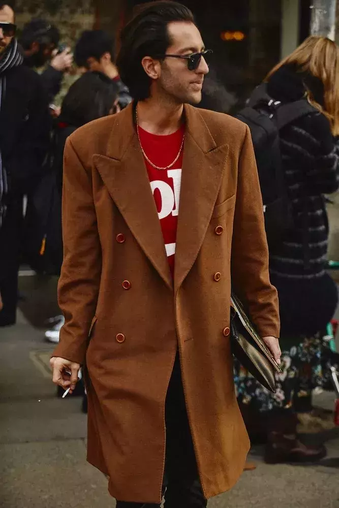 既优雅贵族，又端庄稳重，这才是男人的战袍大衣