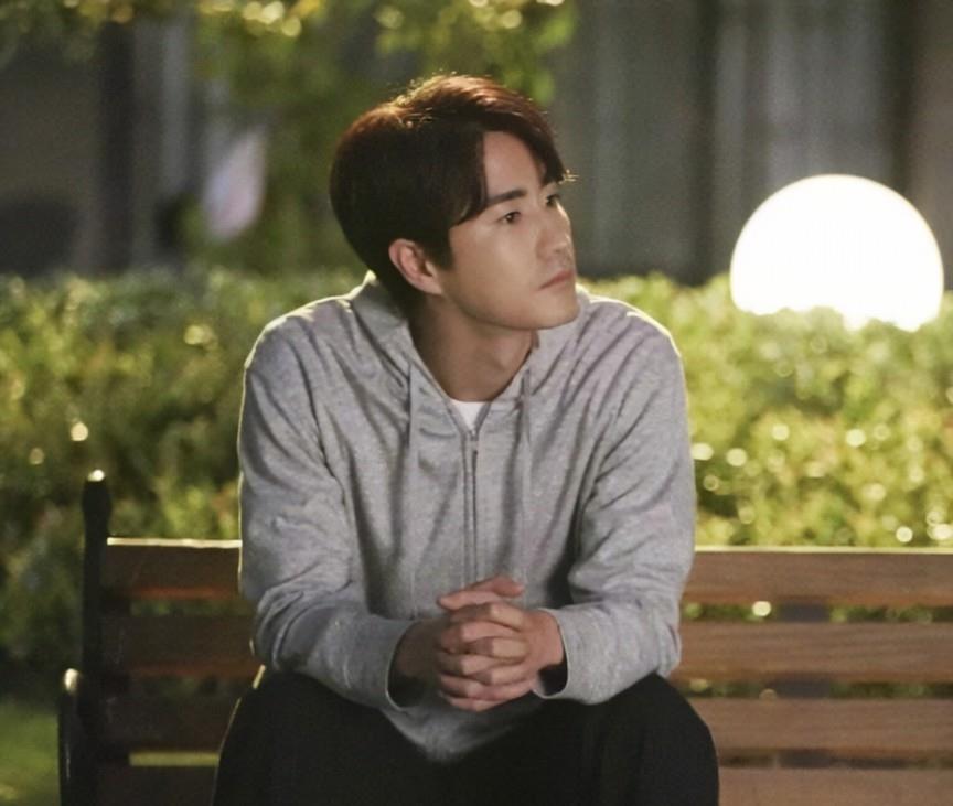 章安仁|《流金岁月》原著：章安仁迎娶白富美，同蒋南孙重逢“半含酸”