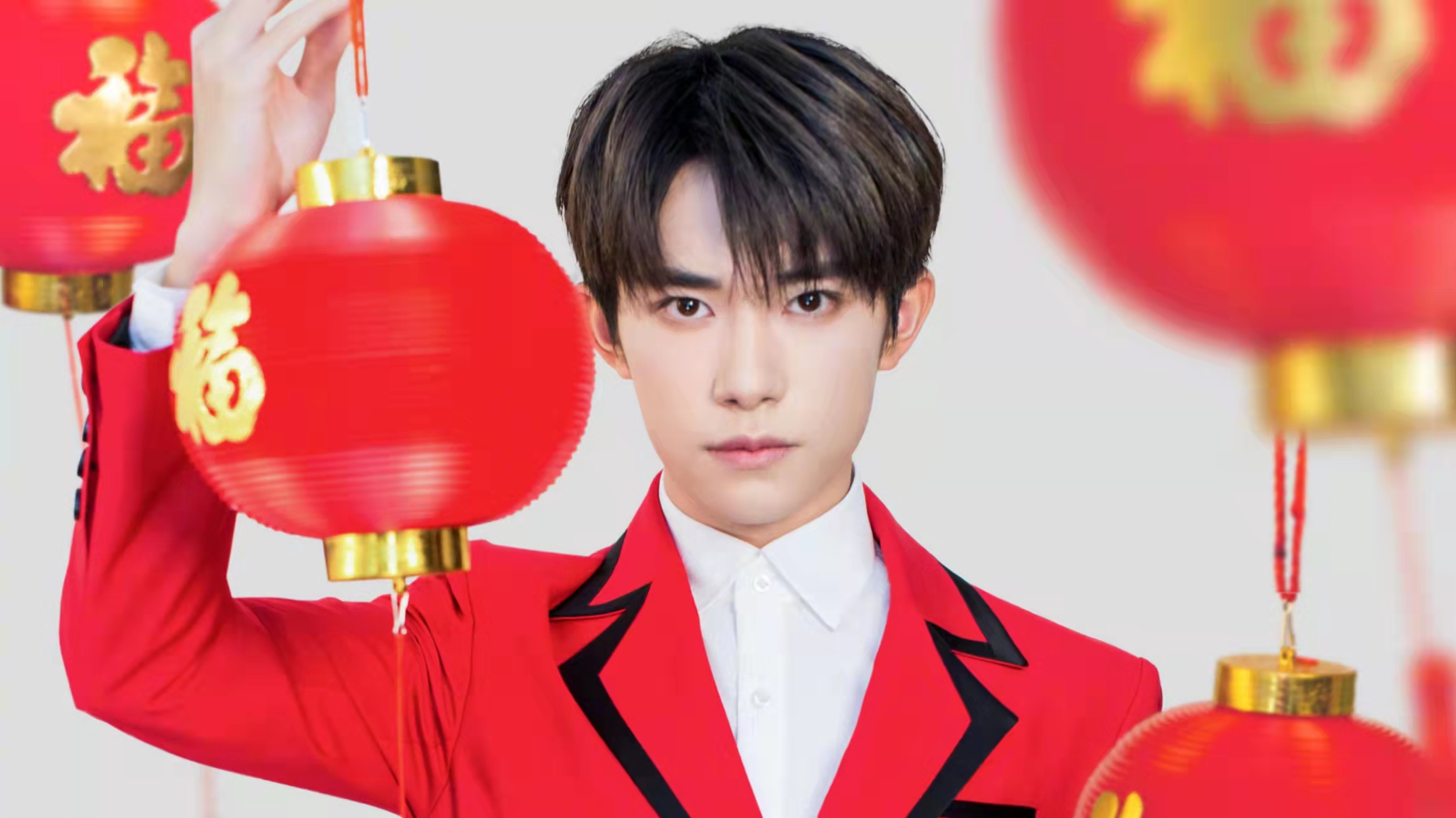 春晚|5位顶流加盟虎年春晚，张艺兴、宋茜榜上有名，TFBOYS全员现身