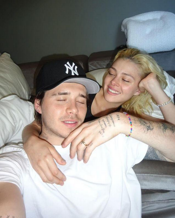 美食|贝克汉姆长子为爱妻做美食！认真做饭被夸