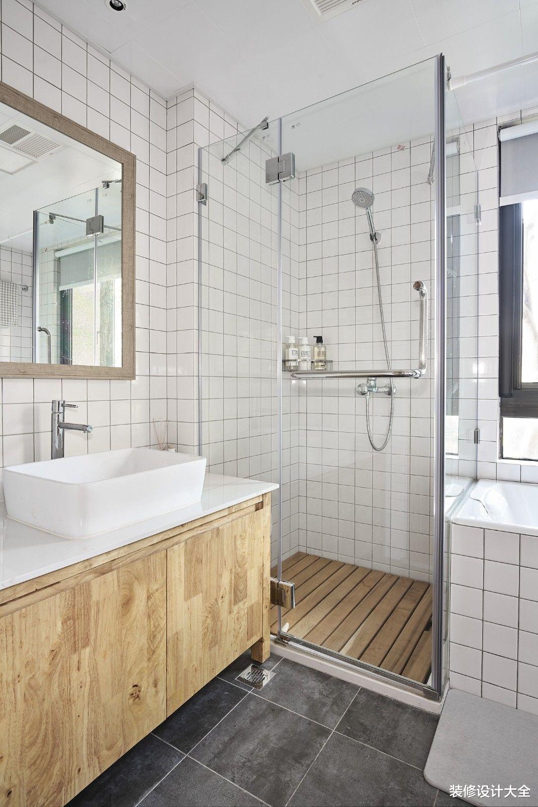 |简装就学他家，全屋刷大白，电视墙不造型，反而装出高级感！