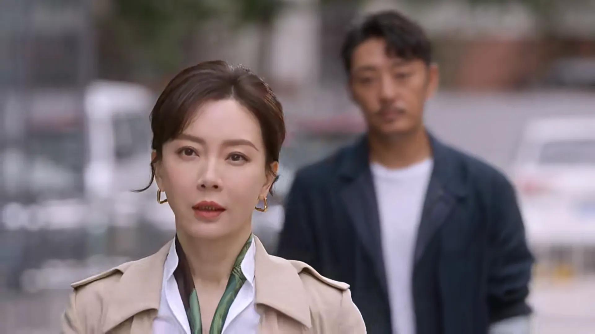 方原|全职妈妈重归职场,《第二次拥抱》是现实,《玫瑰之战》是理想