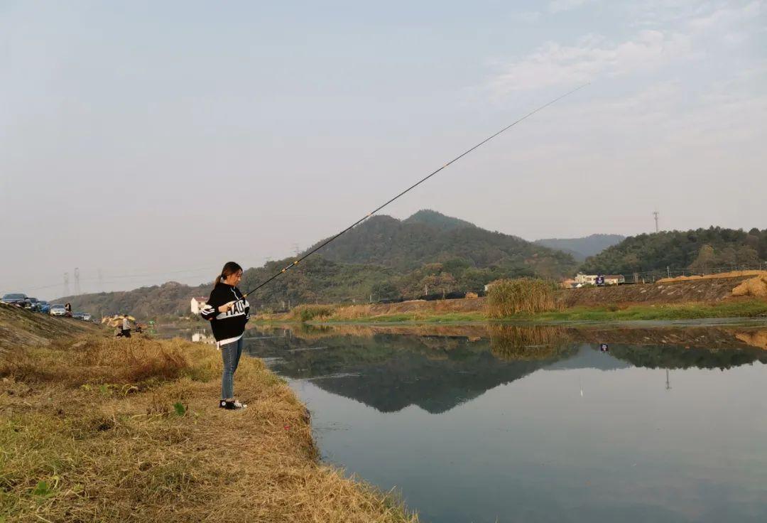 |冬天钓鱼是“人找鱼”,这不是传统钓的“专利”,台钓一样可行!