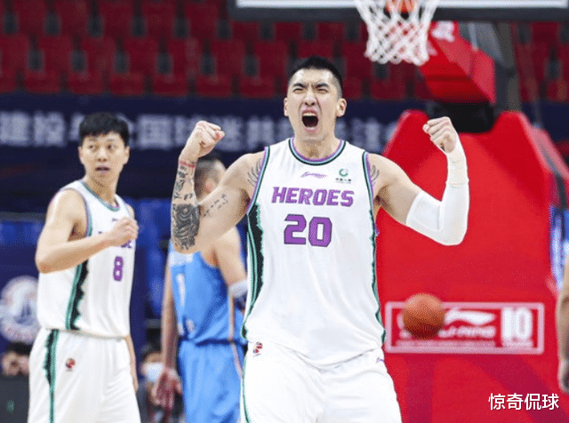 陶汉林|CBA本季最强国产内线！6次砍下20+15真完美，值得一个国家队席位