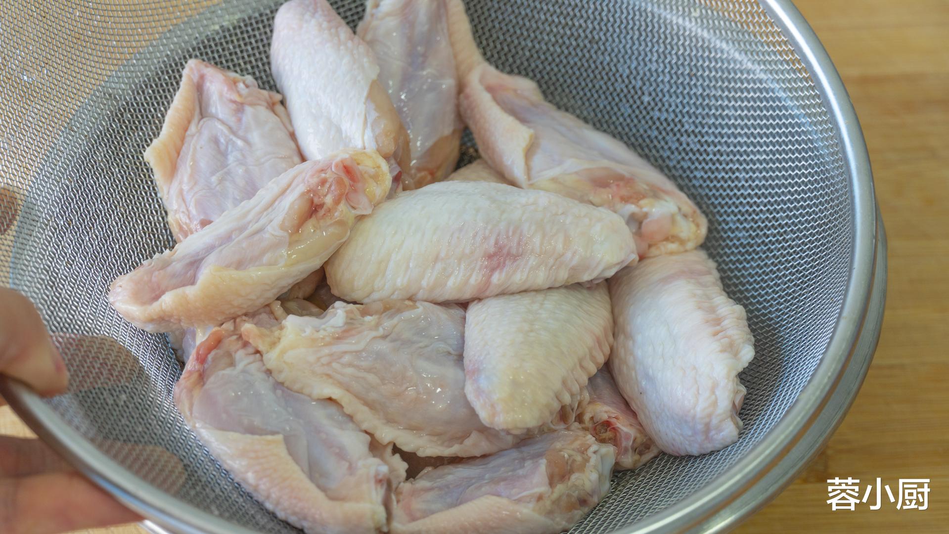 秋日进补要忌嘴,小心伤脾胃!提醒:少吃姜和桂圆,多吃6样才对