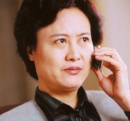 柏寒|演员柏寒：丈夫意外离世，她又患癌，留下儿子给海清养