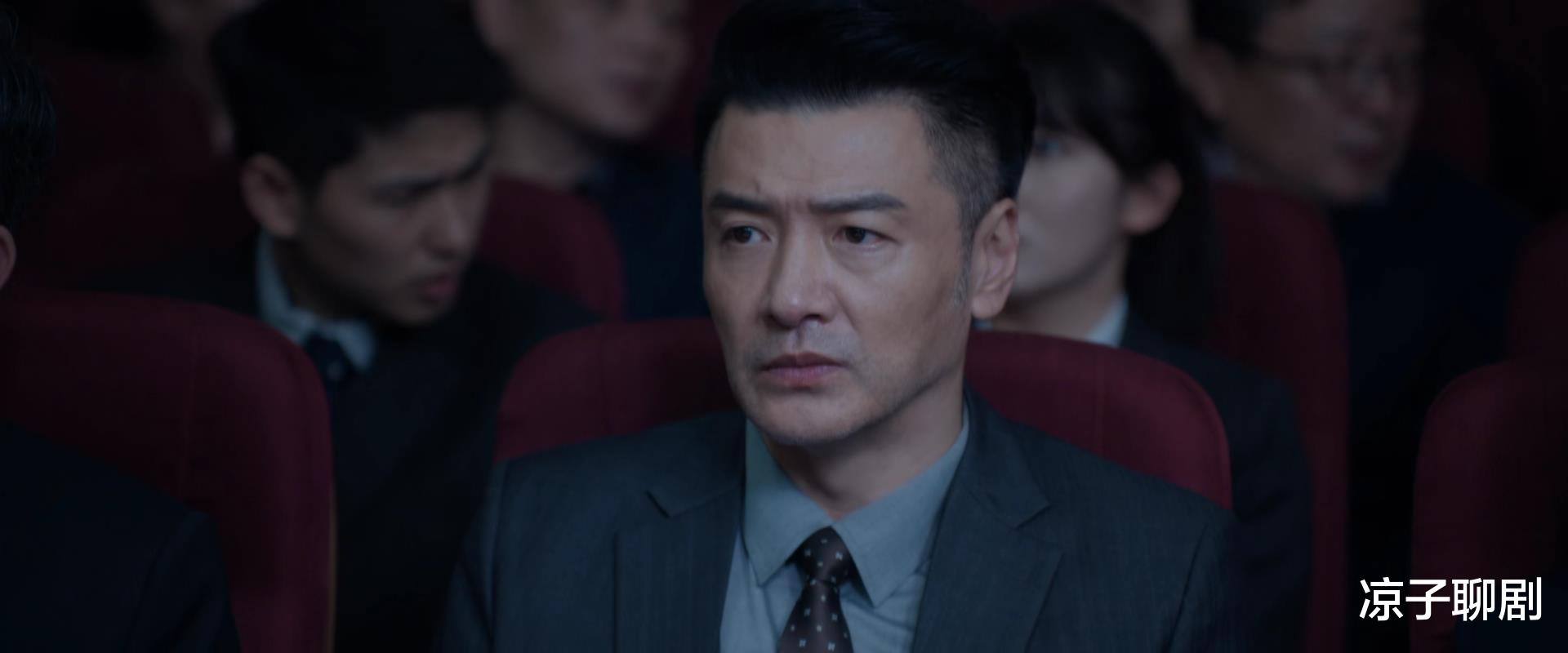 《向风而行》江韬篡改录音,赔偿100万,终身停飞,他的“反水”打脸徐策和方京云