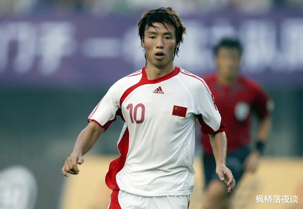 杨旭|18岁错过本菲卡！24岁与霍芬海姆擦肩，34岁国足锋霸遗憾太多！