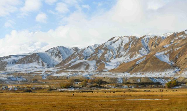 帕米尔|新疆帕米尔高原新晋网红公路，全程639个弯道！你敢来此开车吗？