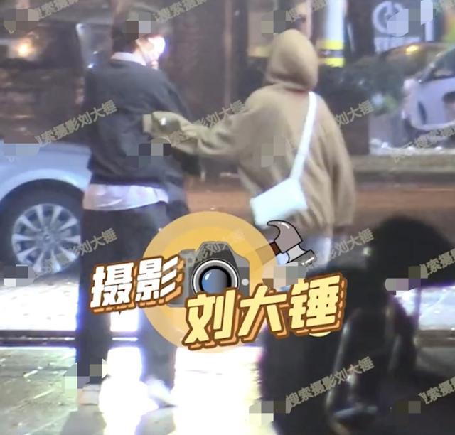 陈宥维|和杨玏分手了？王玉雯与陈宥维同回酒店，被男方牵手臂打情骂俏