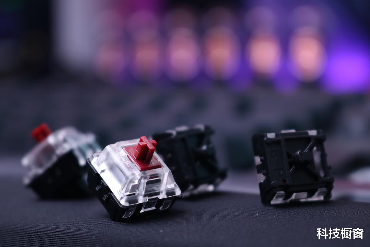 机械键盘|电竞氛围拉满 这次杜伽GK90 玩出了机械感