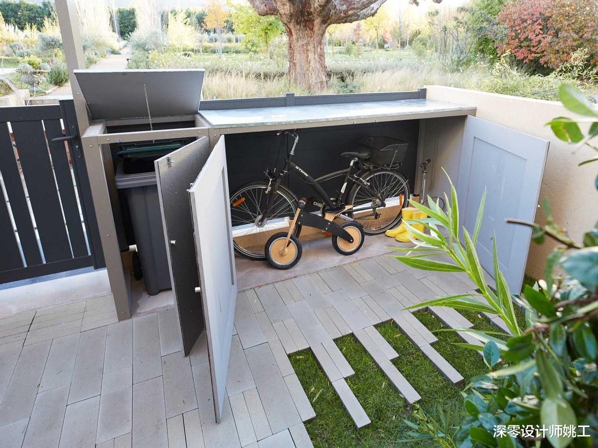 收纳不够用?不妨在家里这7个地方打上储物柜,东西再多也能装