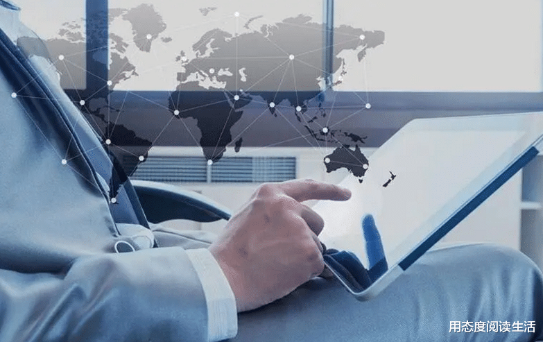 |为什么下属事事都靠你？管理者不是保姆，学会2招，甩掉“猴子”