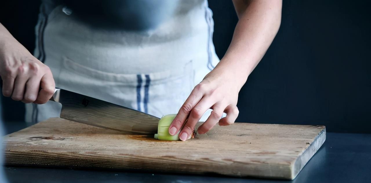 鹿泉|30年前的独生子女已结婚生子,父母渐渐老去,他们过得轻松吗