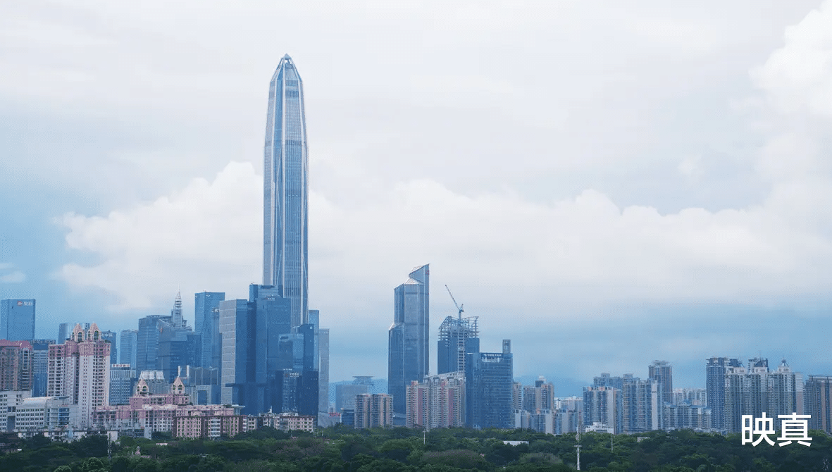 大连|14年前,广东富豪投资700亿建中国第一高楼,为何成第一烂尾楼?