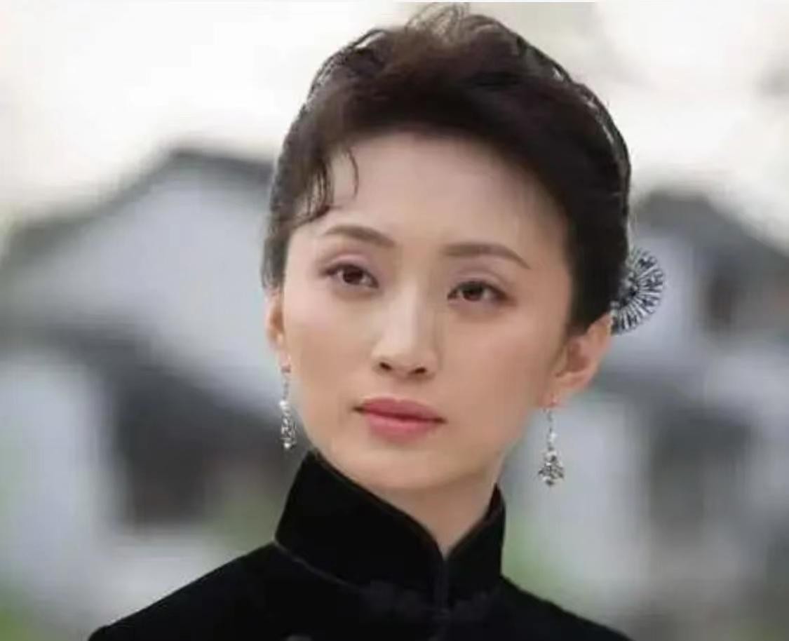 江南|好山好水出美人，12位江南古典美女，一个赛一个漂亮