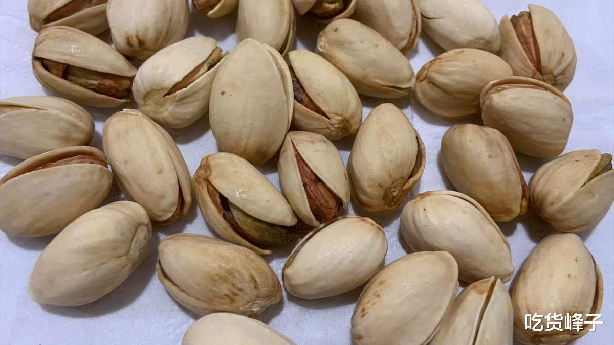 历经千年,吃开心果真的开心吗?黄色和白色有啥区别?千万别买错
