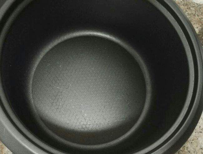 中暑|电饭锅内胆涂层掉了对身体有害吗，使用时注意这3点，没太大问题