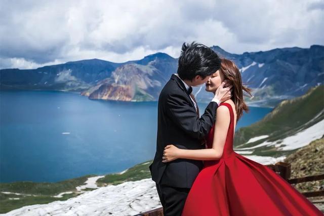 九寨沟|冰雪头条：长白山推出暑期十大网红线路