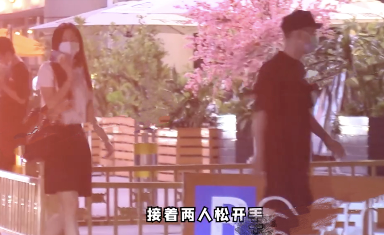 杜海涛|沈梦辰杜海涛与友人聚餐，两人十指相扣依偎说笑，婚后依然如初恋