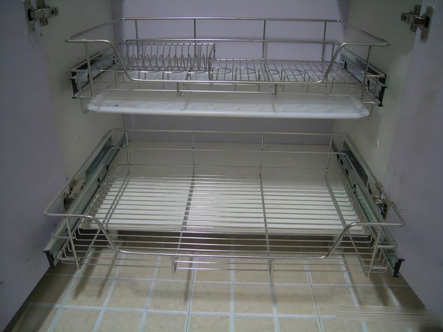 花3万请木工打全屋柜子，验收发现好多柜子中间空着，木工：顺手