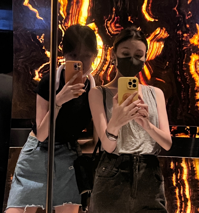 郑秀妍|吴启华女儿晒合影！13岁吴熙儿高颜值太像爸，与妈妈豪横日常曝光