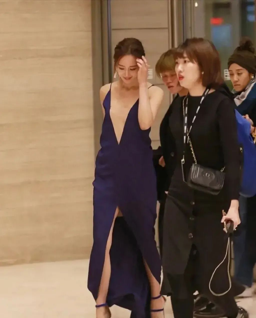 彭于晏|她和彭于晏在健身房这状态，难怪被传领证啊